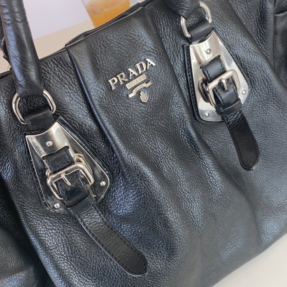 Prada pleated convertible leather bag - Picture 7 of 8